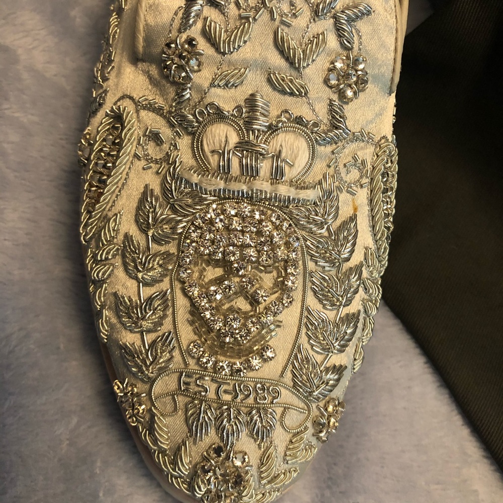 Donald J Pliner skull shoes